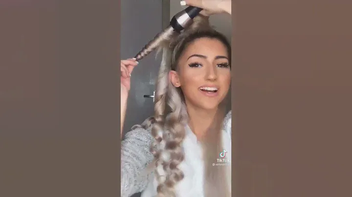 Elegant Curl with Babyliss.